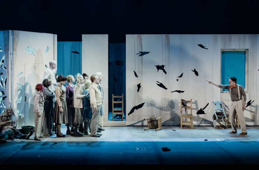 Théâtre - Willy Protagoras enfermé dans les toilettes”, Texte & Mise en Scène : Wajdi Mouawad